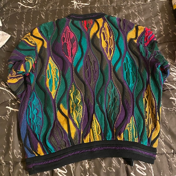COOGI Multicolor Textured Crewneck Sweater - Picture 4 of 5